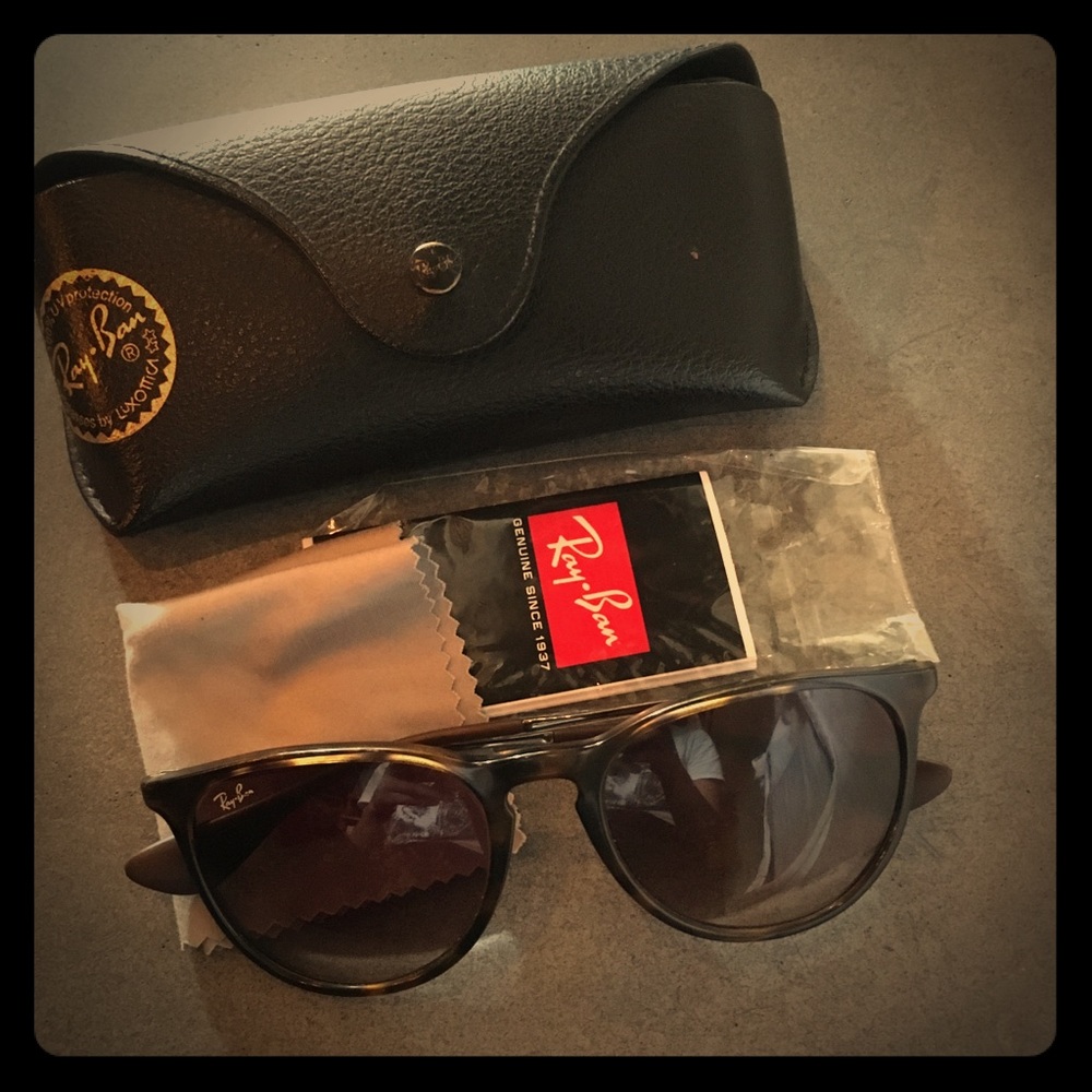 Ray-Ban Erika Tortoise RB4171